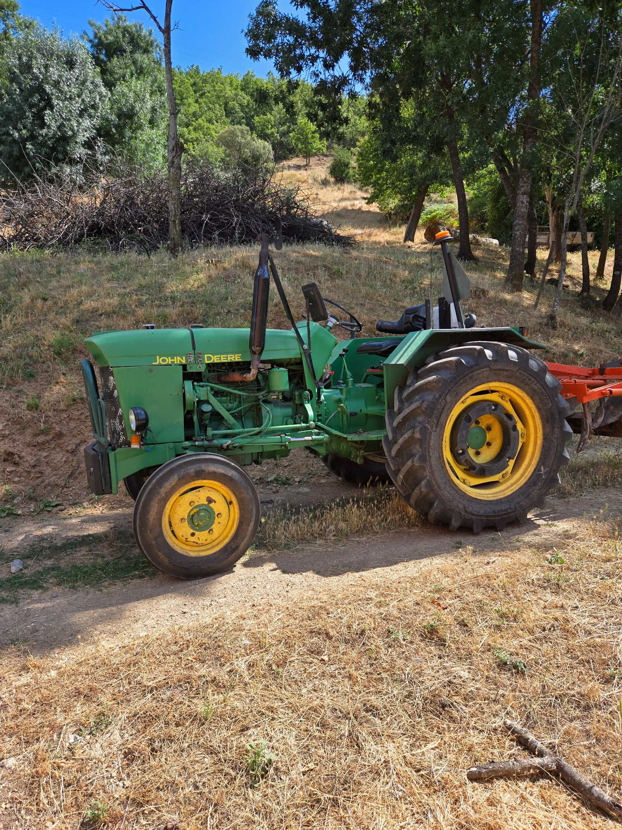 Trator John deere