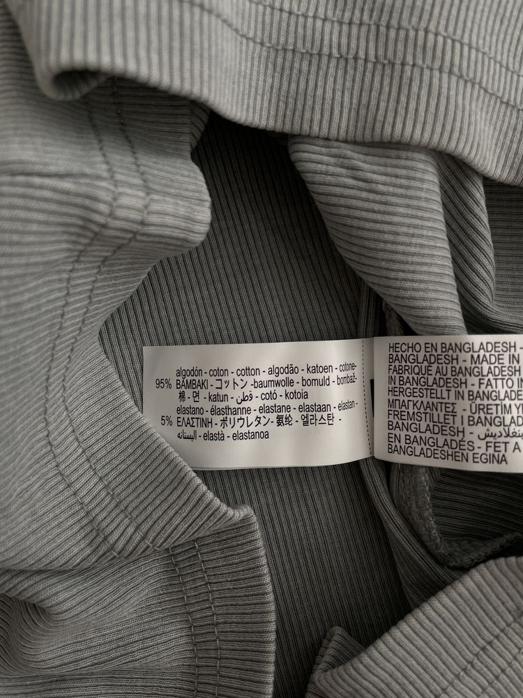 Лонг в рубчик лонгслів Zara