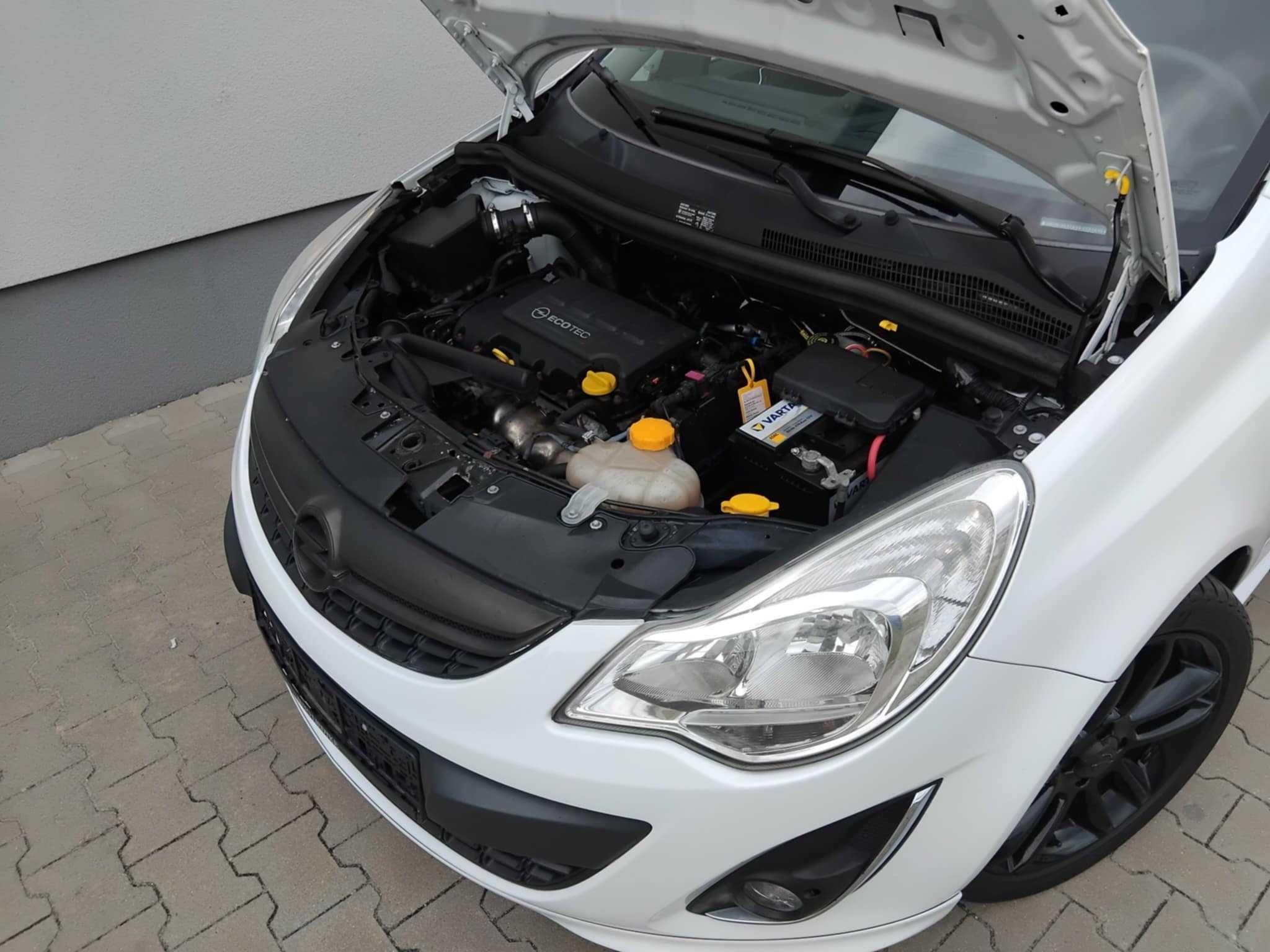1.4 B OPC tylko 114 tys km serwis alu 17 5 drzwiowa