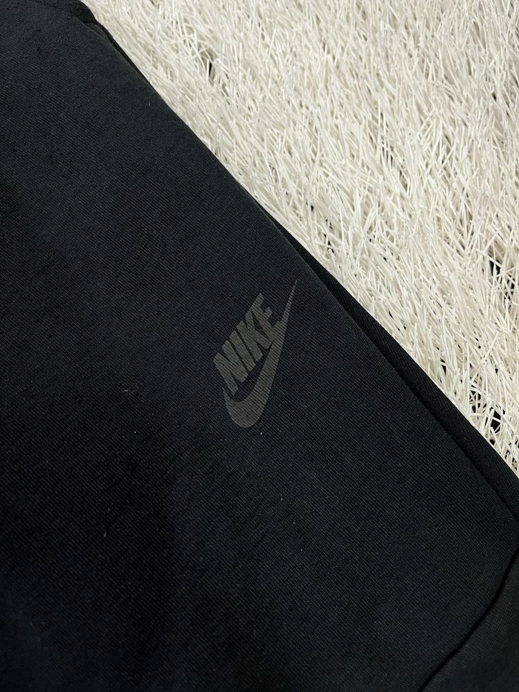 Спортивные штаны оригинал Nike Tech Fleece Pant спортивки