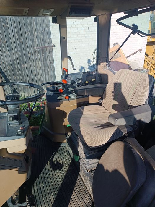 Ciągnik rolniczy John Deere 6300