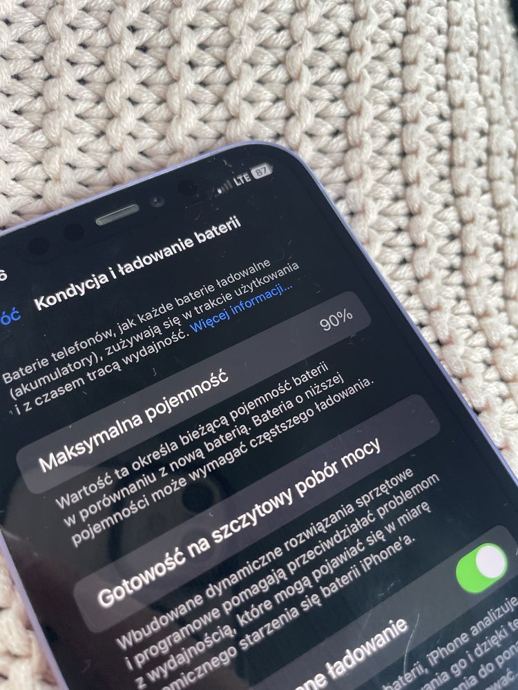 Telefon iphon 12