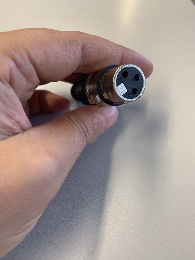 Gniazdo XLR mikrofonowe 3pin na kabel CZARNE(