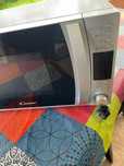 Vendo Microondas Candy com pouco uso
