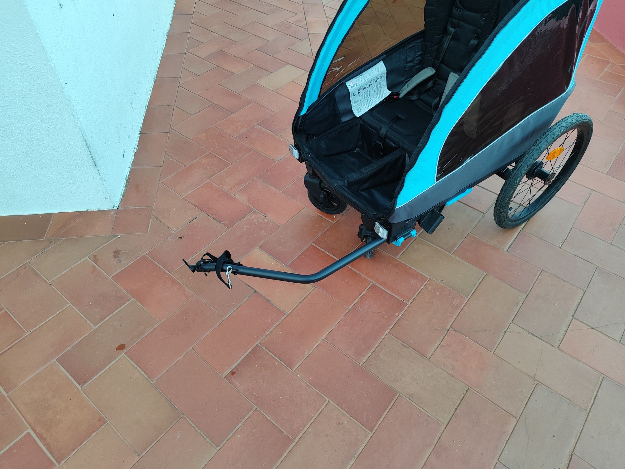 Carrinho de transporte de crianças