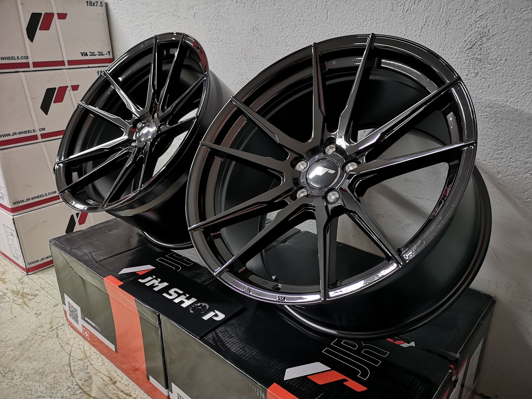 Felgi Flow Form JR21 20" BMW Gloss Black