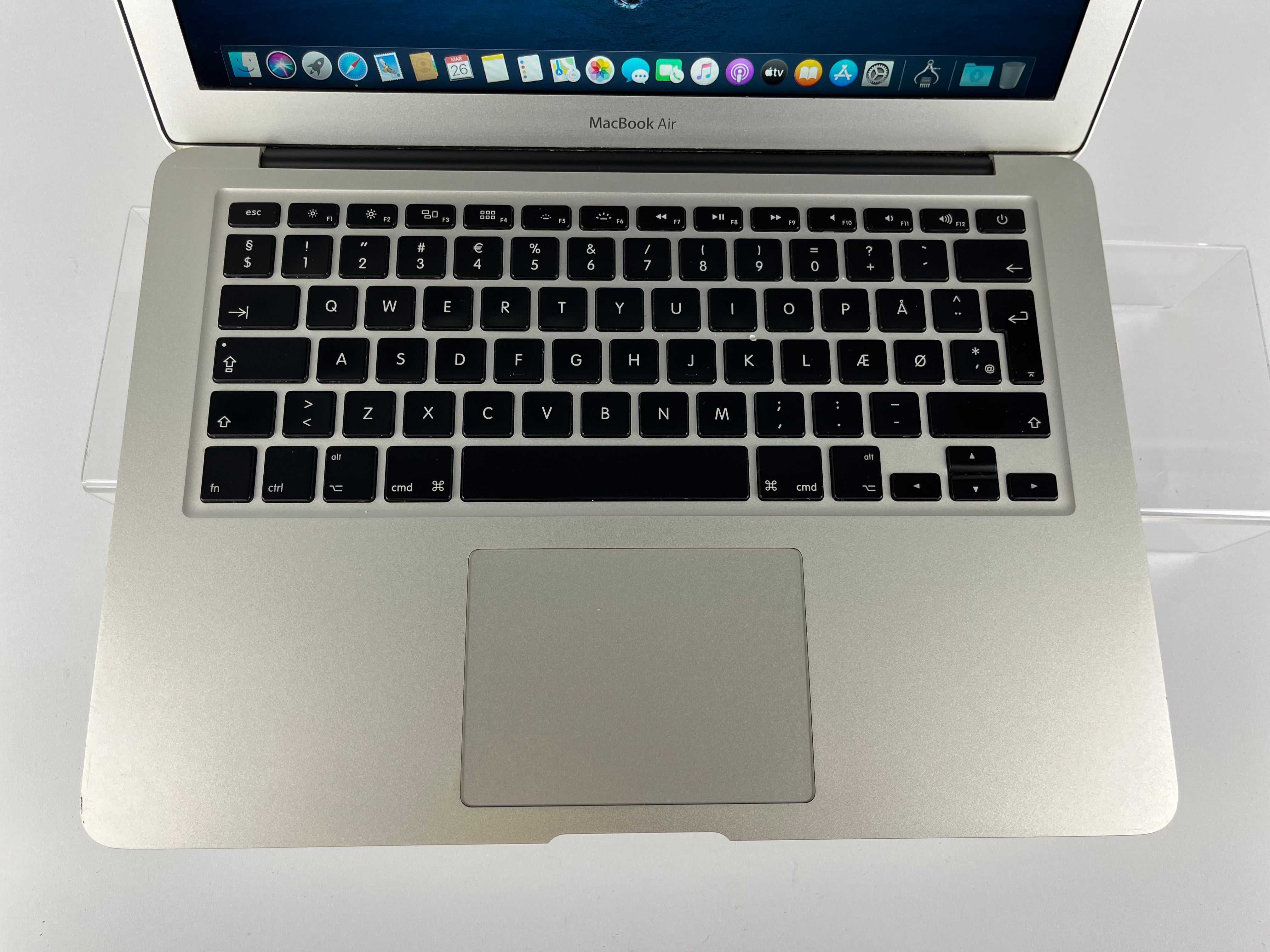 Macbook Air A1466 5,2 13,3" Intel Core i5 4 GB / 128 GB SSD
