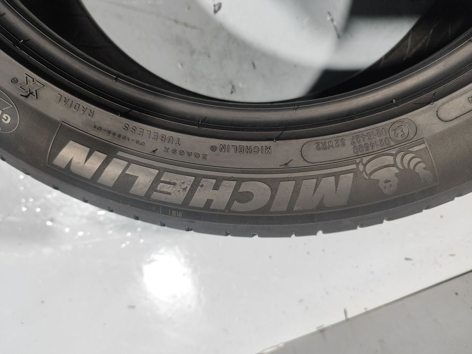 2 pneus semi novos Michelin 245-45R18 - Oferta da Entrega