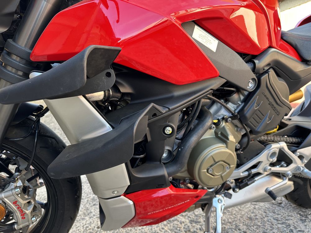 Ducati Streetfighter V4