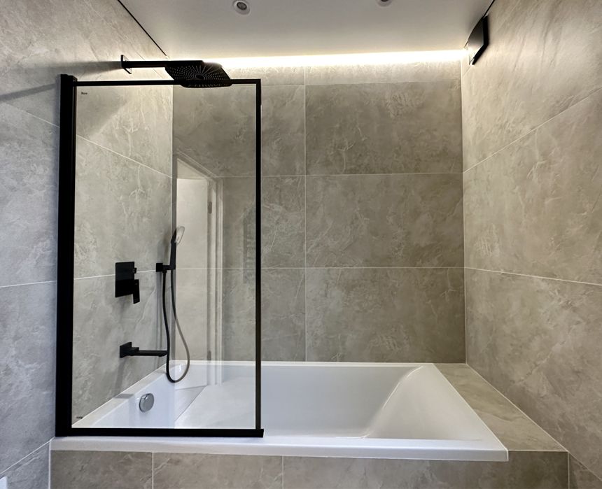 Дуплекс з новим ремонтом у лісовій Бучі. Ніхто не жив.