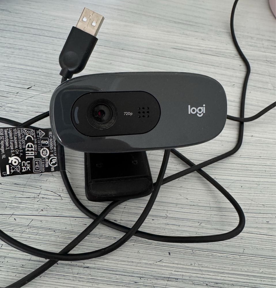 Веб-камера Logitech WebCam C270