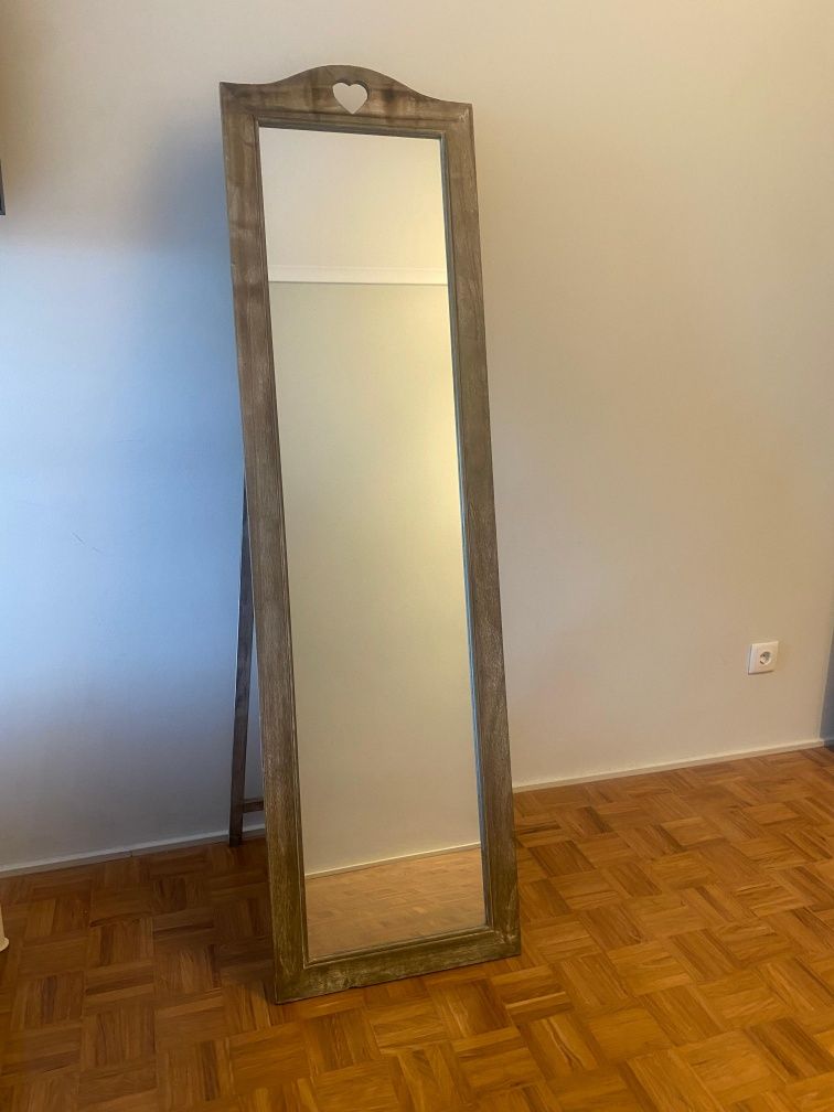espelho com detalhe coração