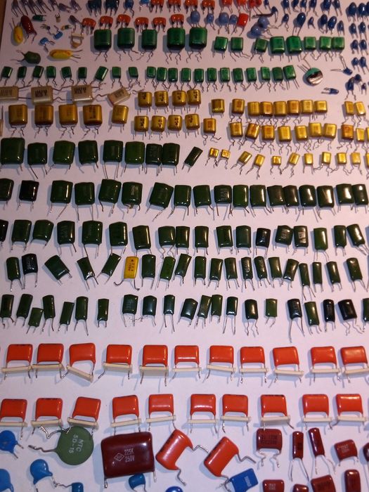 Kondensator, tranzystor