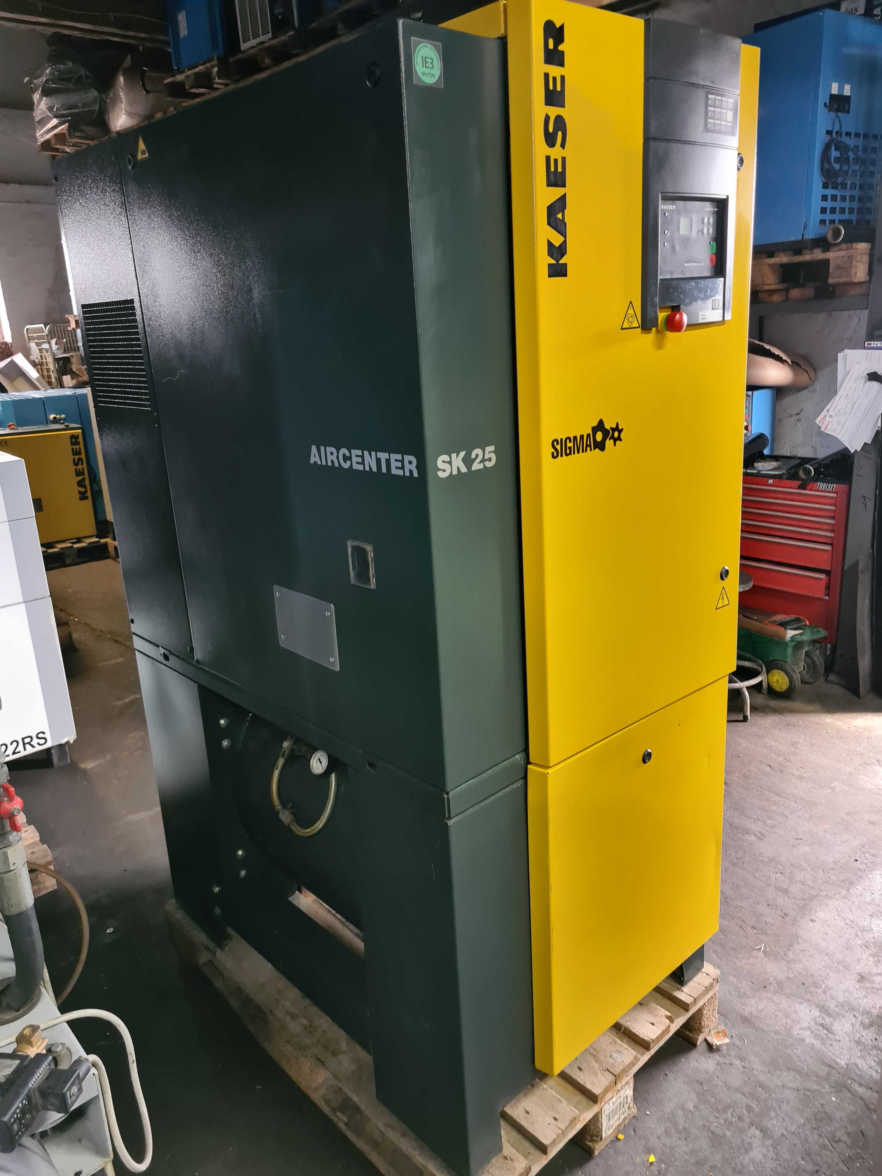 Kompresor śrubowy KAESER Aircenter SK 25 15 kw