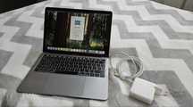 MacBook Pro 13.3” A2159 (2019) – i7 / 16GB RAM / 256GB SSD