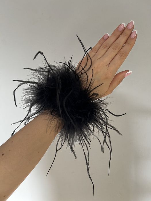 Bransoletki z piór strusich i marabuta czarne dwie sztuki