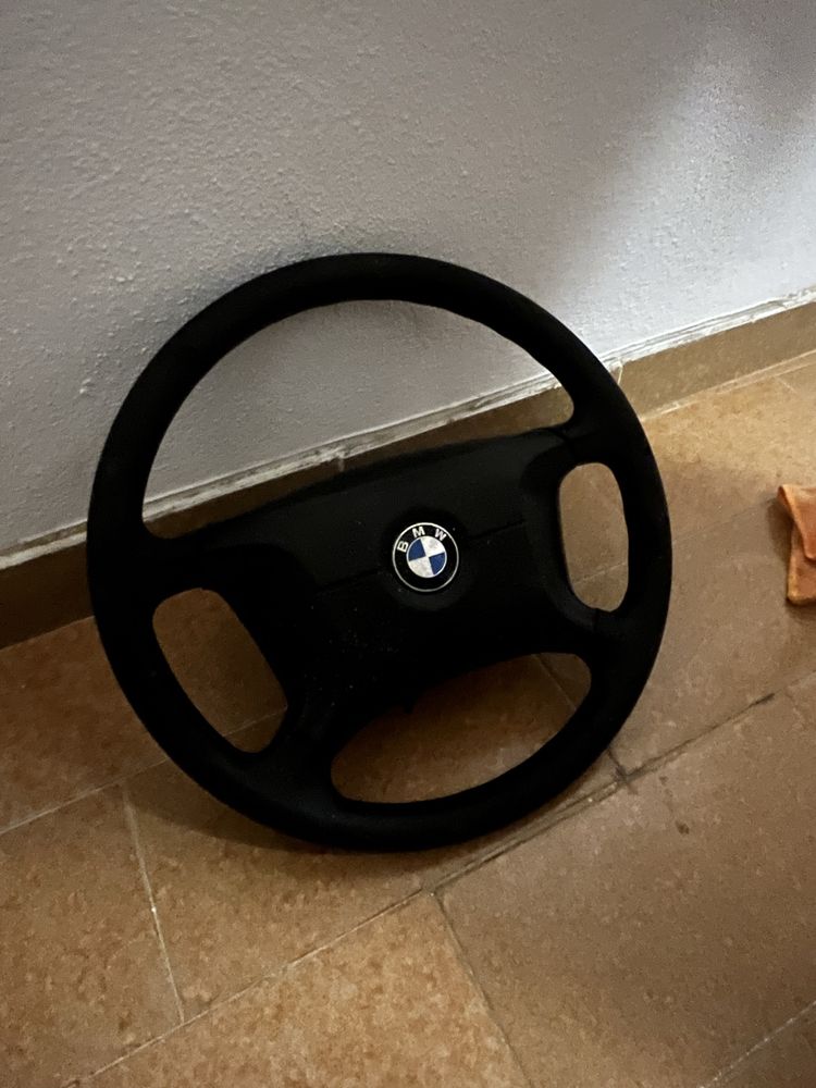 Volante Bmw 318TDS