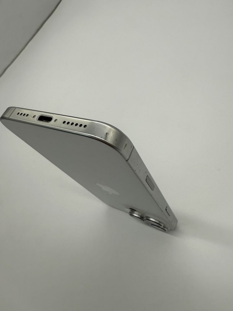 iPhone 16 Pro Max 256GB Biały – Stan techniczny idealny