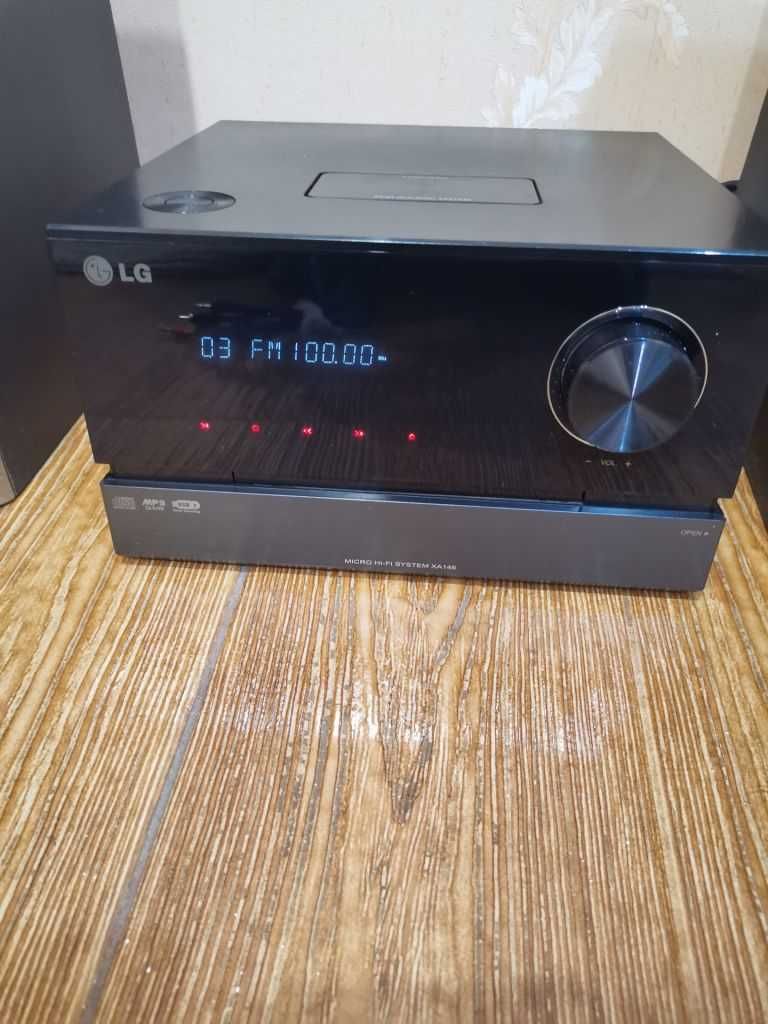Музыкальный центр USB усилитель Hi-Fi  LG XA146 колонки LG FE-515E