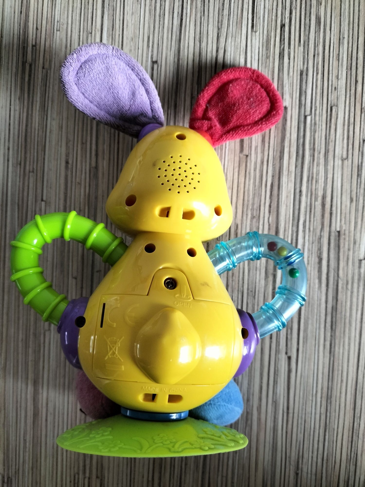 Zestaw zabawek dla niemowlaka pozytywka maskotka królik telefon