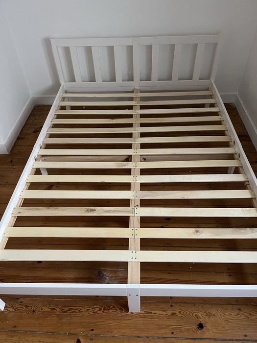 Cama de Casal Branca