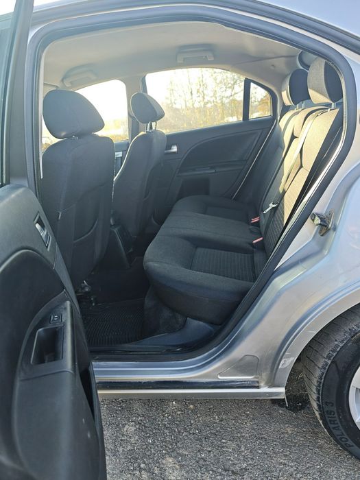 Ford Mondeo Mondeo 1,8 sci