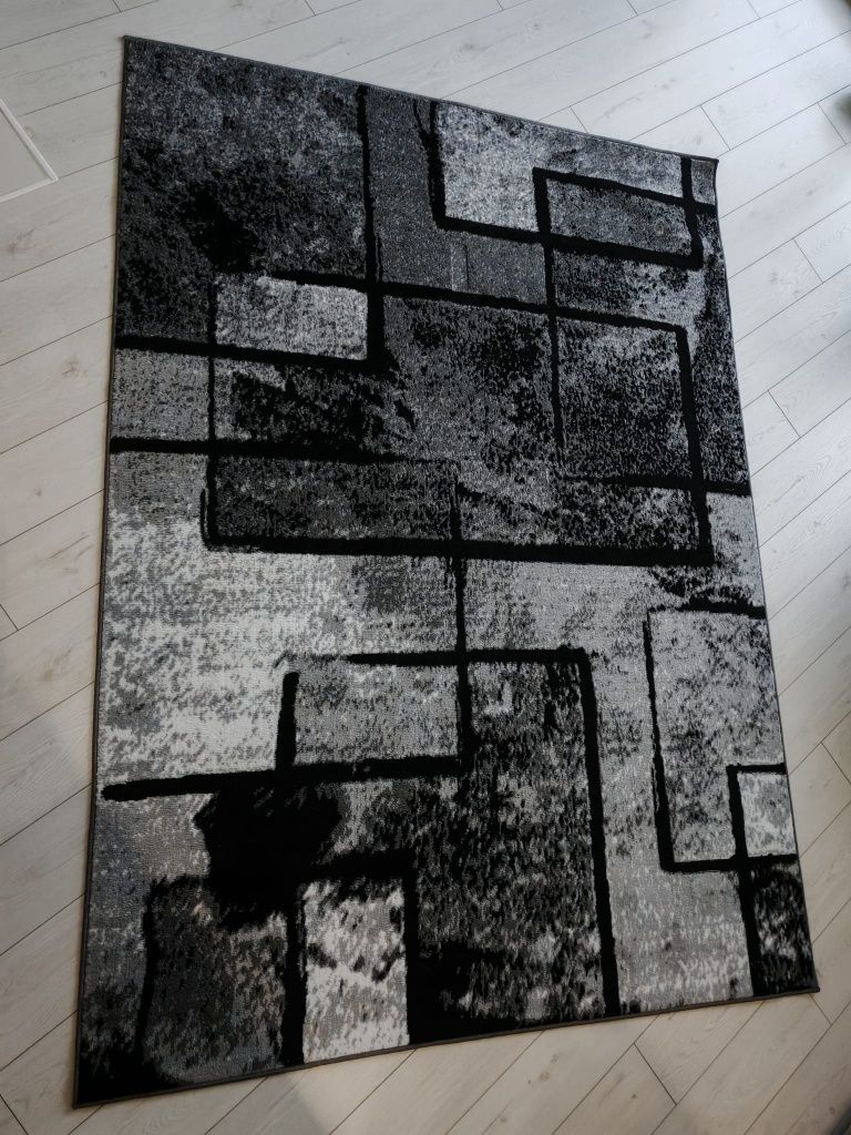Nowy dywan model Soho 15 - rozmiar 160x220