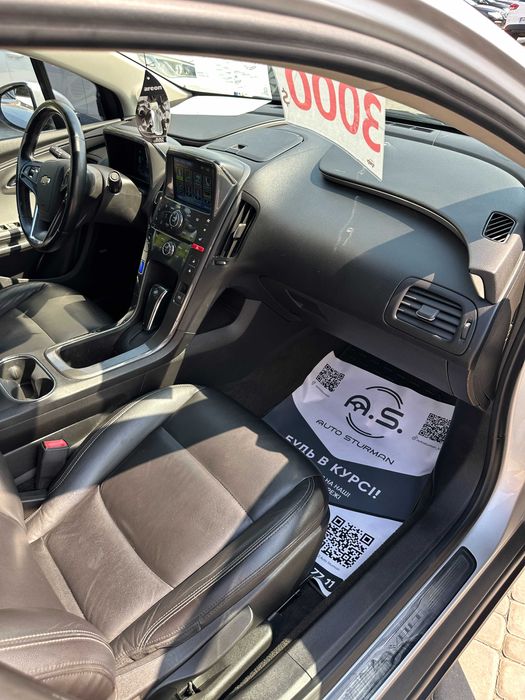 Продам  Chevrolet Volt 2012 рік можлива розстрочка,кредит,обмін!