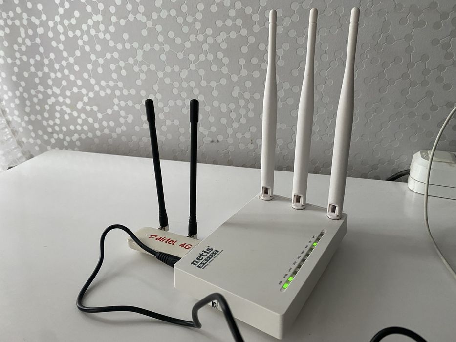 Netis MW5230 + 4G модем Huawei E3372h-607 — готовий комплект