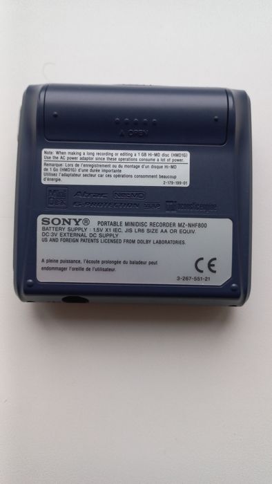 Sony MZ-NHF800 Hi-MD Walkman