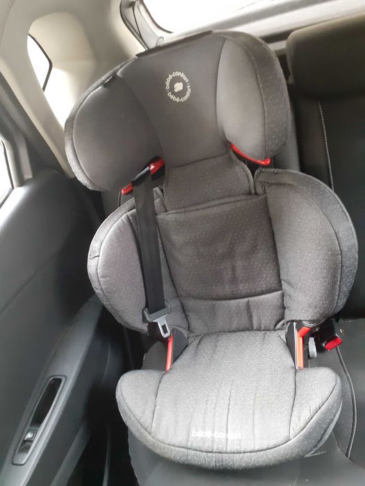 Cadeira Auto RodiFix Grupo 2/3 (De 15 A 36 kg) da marca Bebé Confort