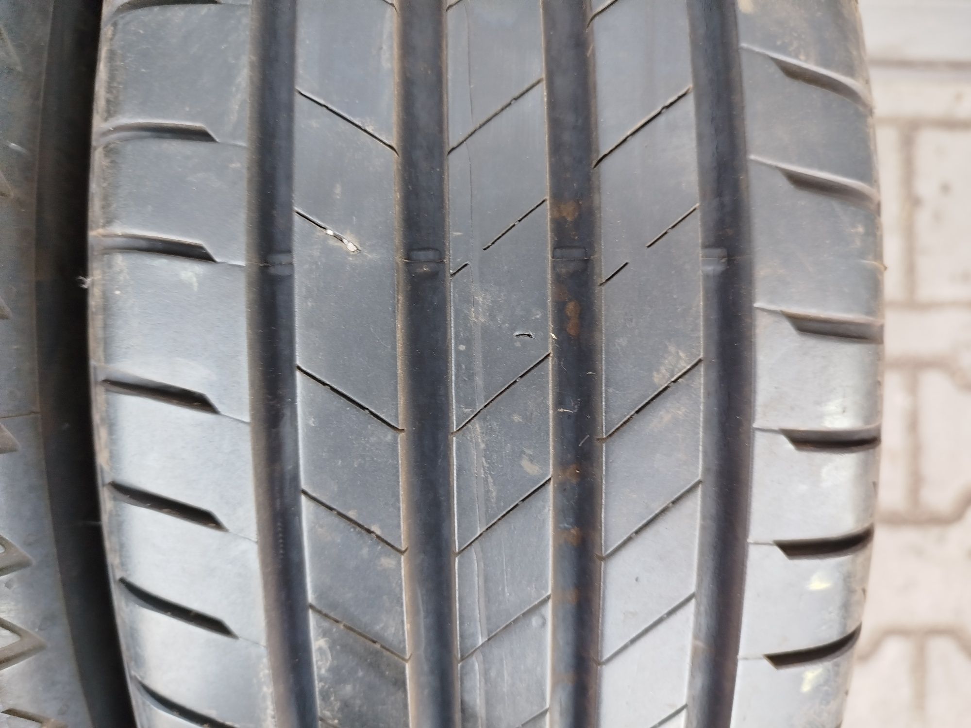Opony letnie Bridgestone 185/65R15