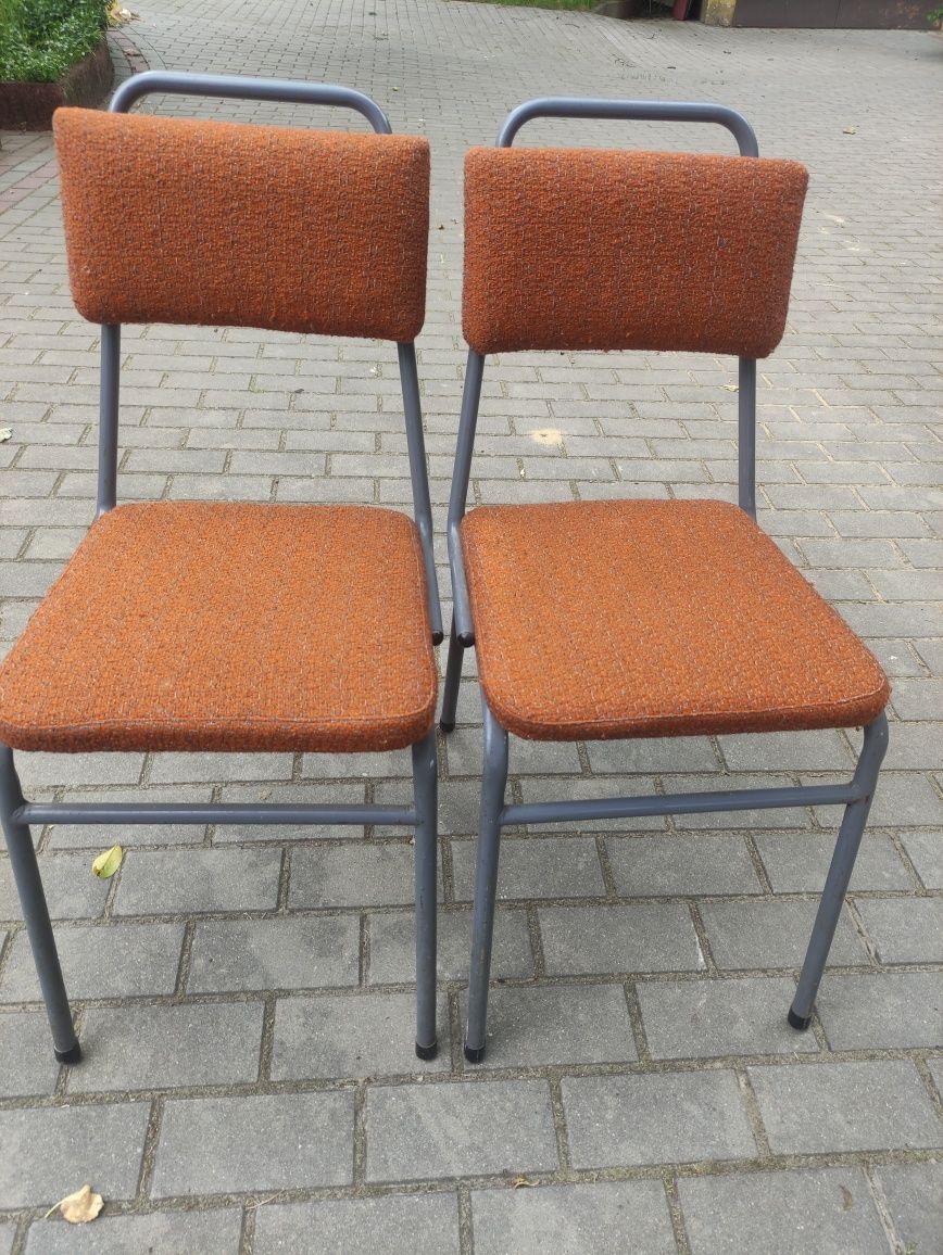 Krzesła tapicerowane PRL zabytek