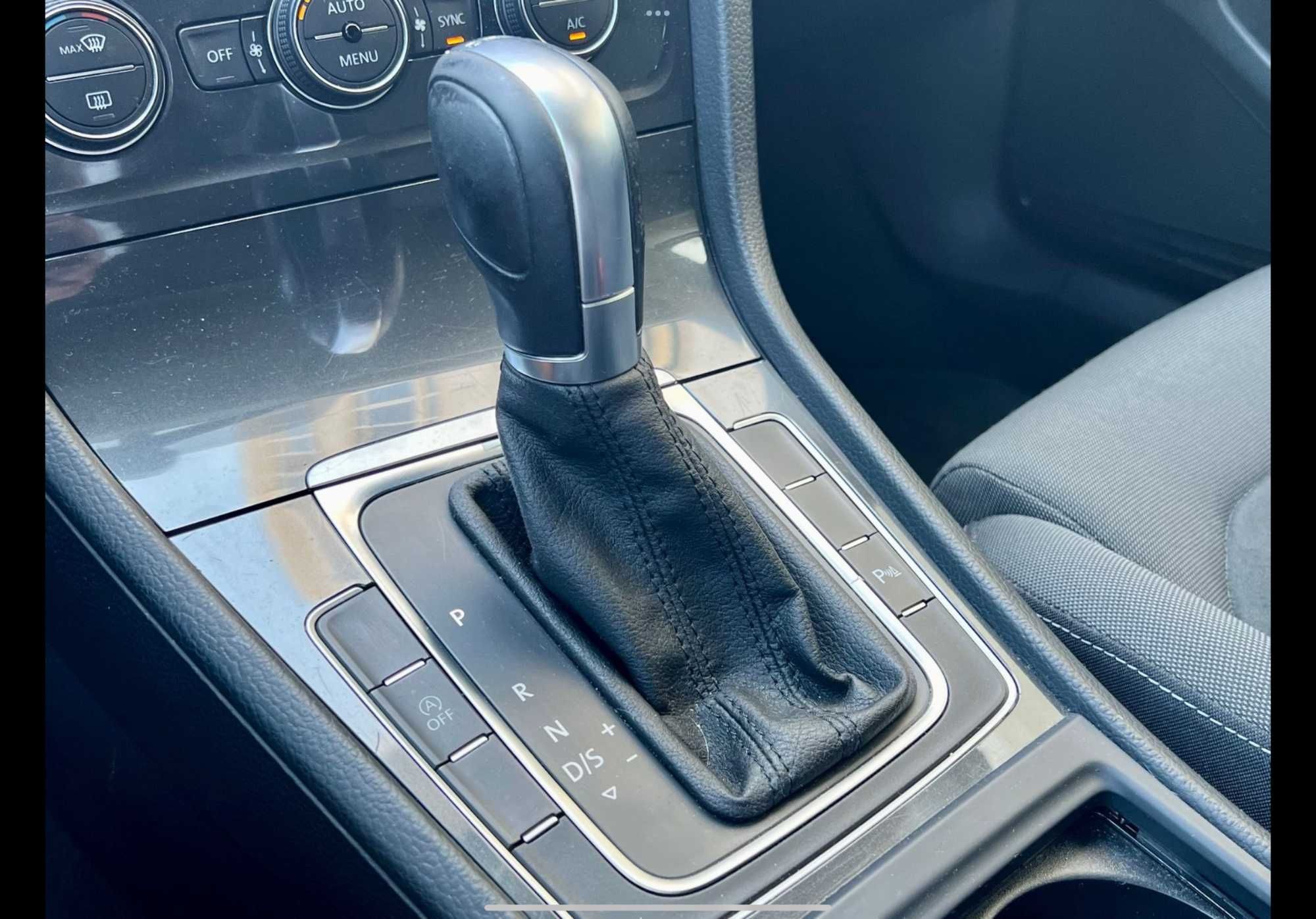 VOLKSWAGEN Golf VII Variant Highline Auto