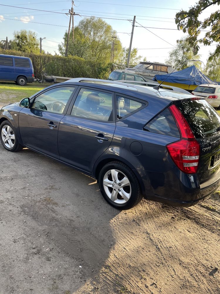 Kia ceed 2007 1.6 d 115km