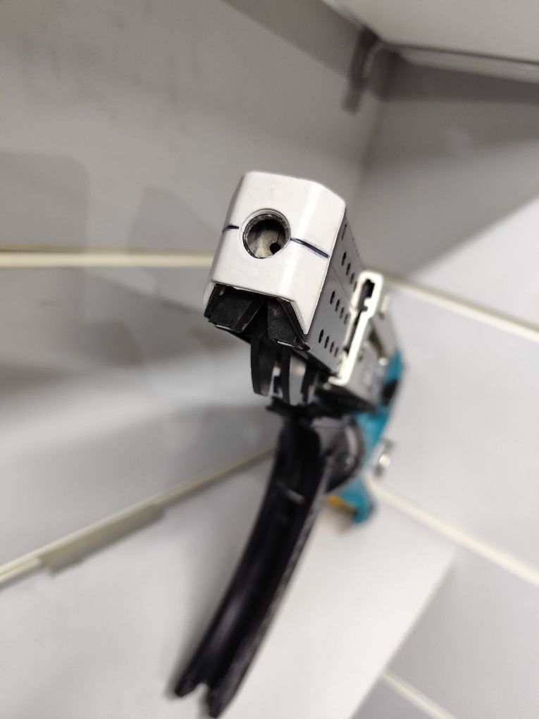 Makita DFR 550 акумуляторний шуруповерт стрічковий Макіта оригінал