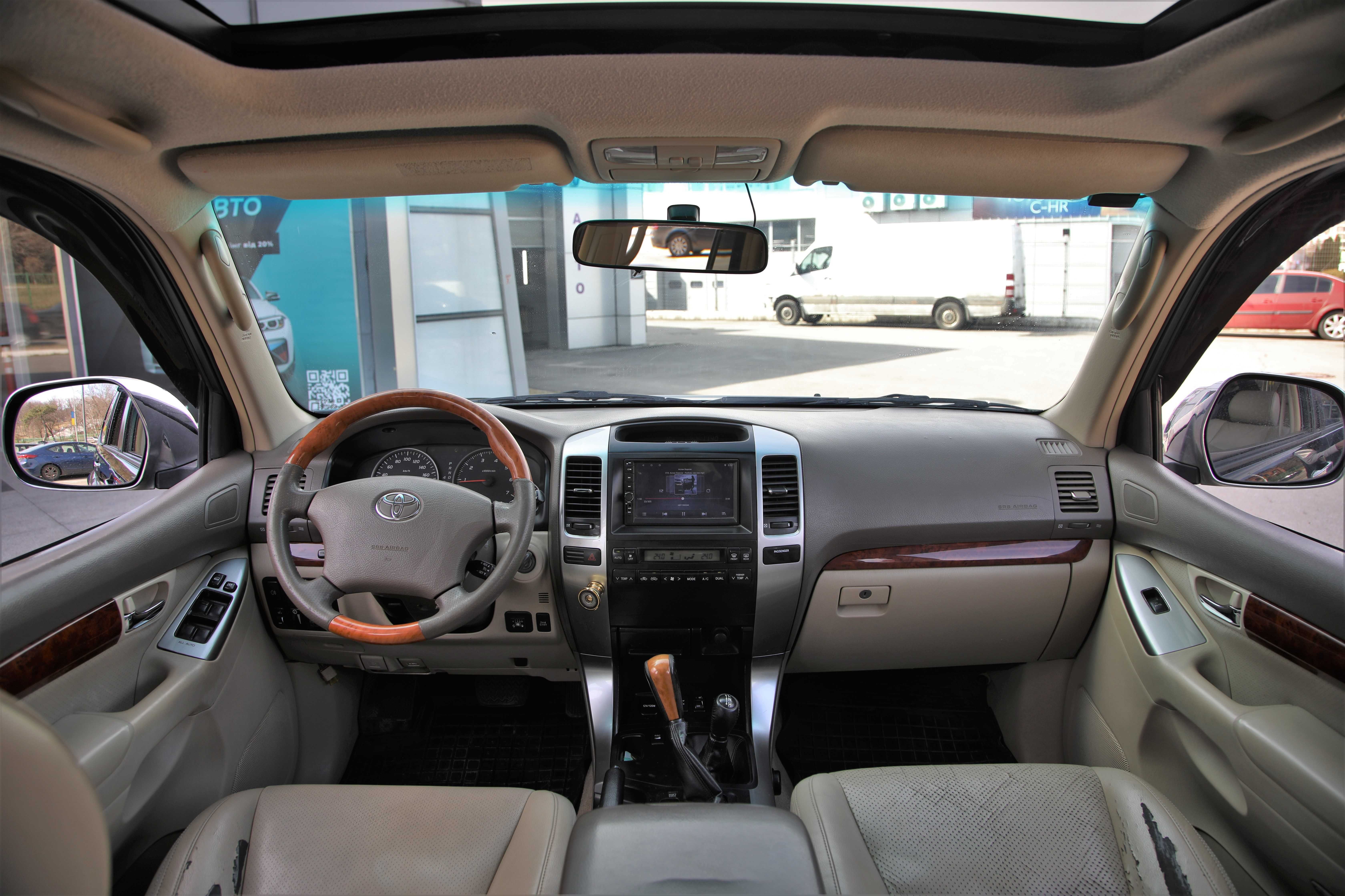 Офіційний Toyota Land Cruiser Prado 120 2006 року