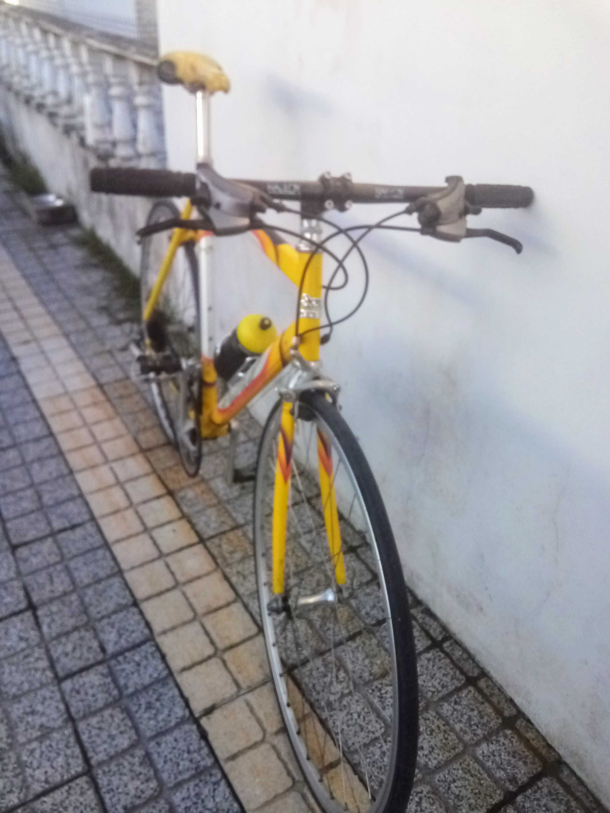 Bicicleta estrada de alumínio