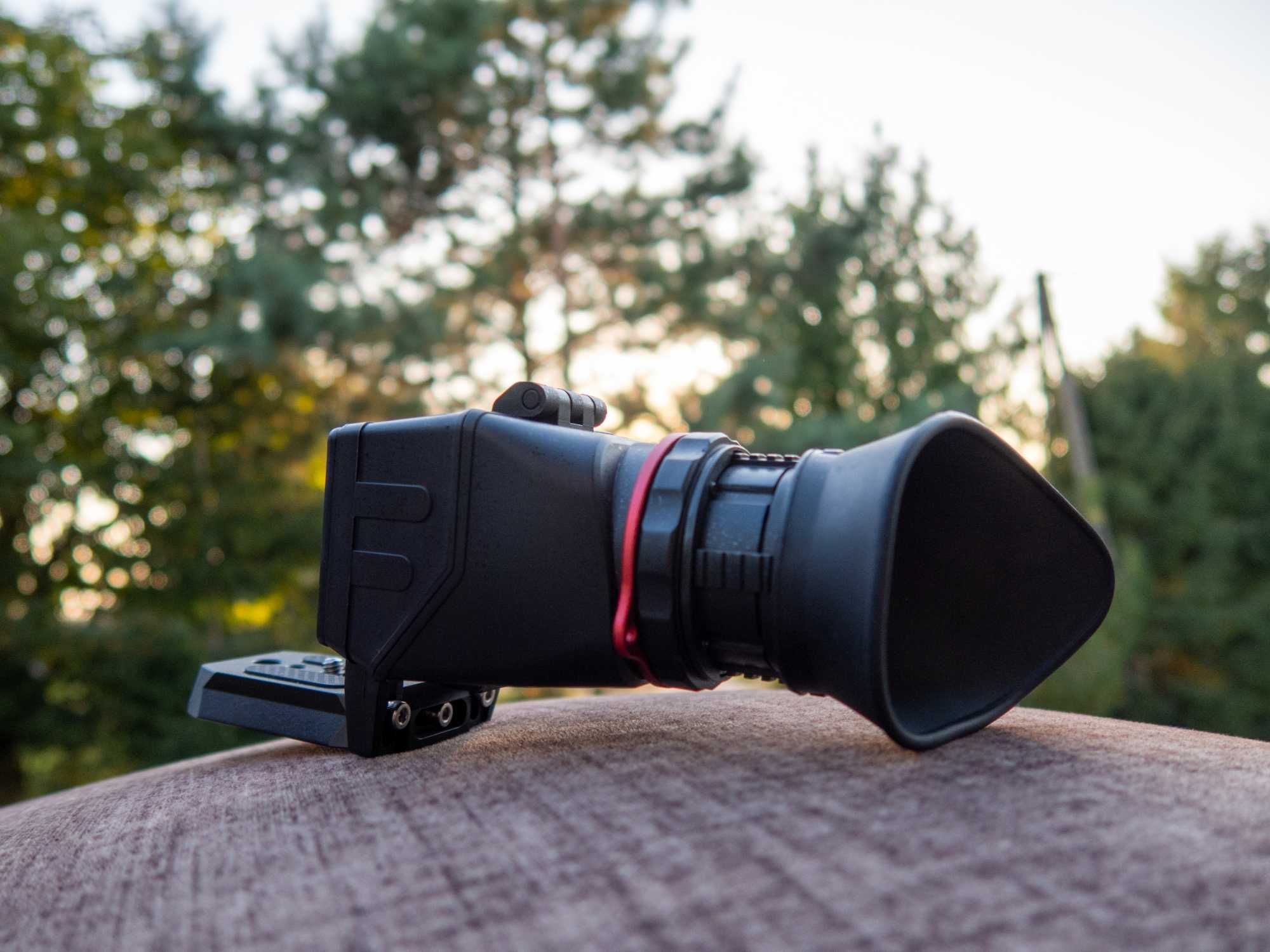 Kamerar QV-1 LCD Viewfinder (okular do ekranu DSLR) – stan idealny