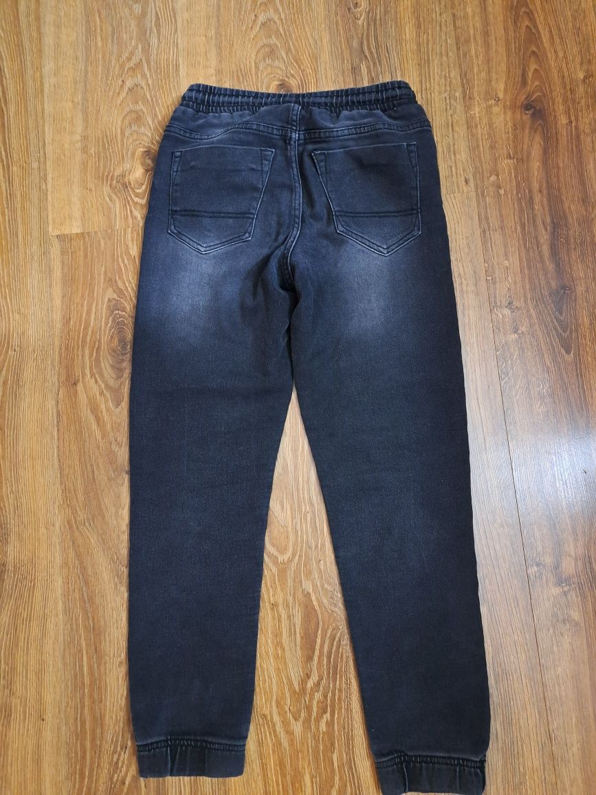 Jeans rozmiar 152