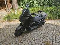 Yamaha X-max Yamaha XMAX Tech MAX najlepsze wyposażenie kolor bordowy