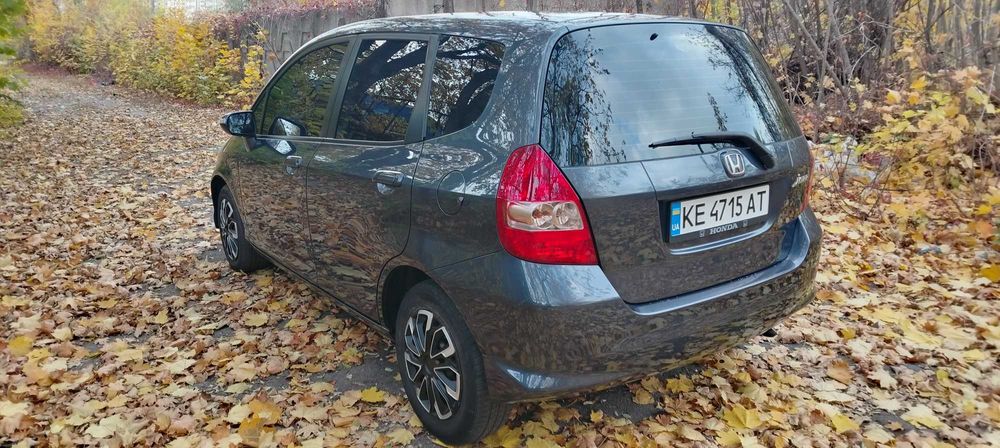 Продам Honda Jazz 1.3