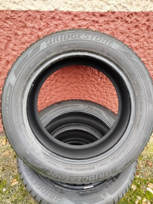 Opony zimowe BRIDGESTONE 215/55/17