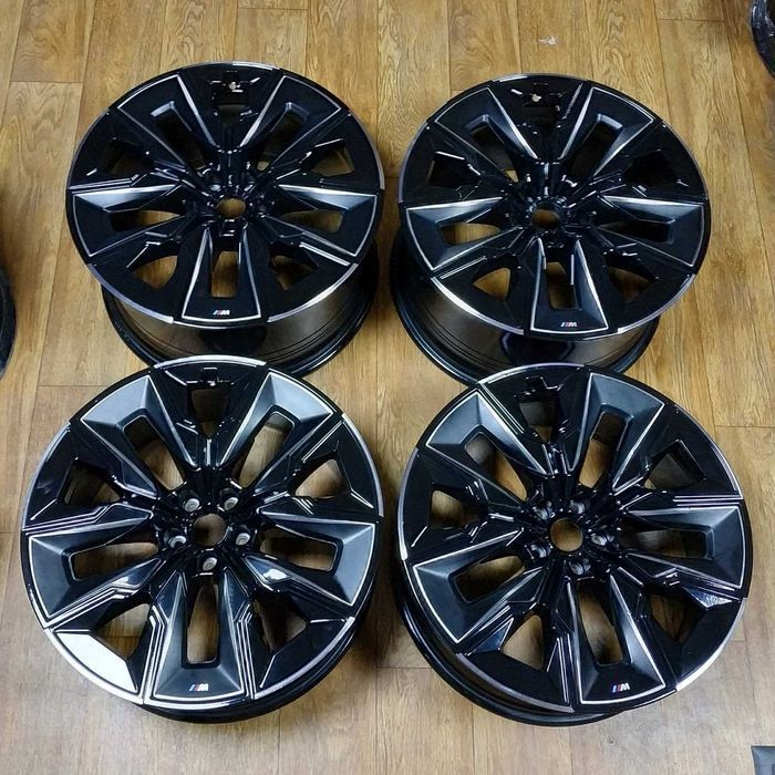 R21 оригінал BMW 7 i7 G70 стиль 909M диски бмв різноширокі