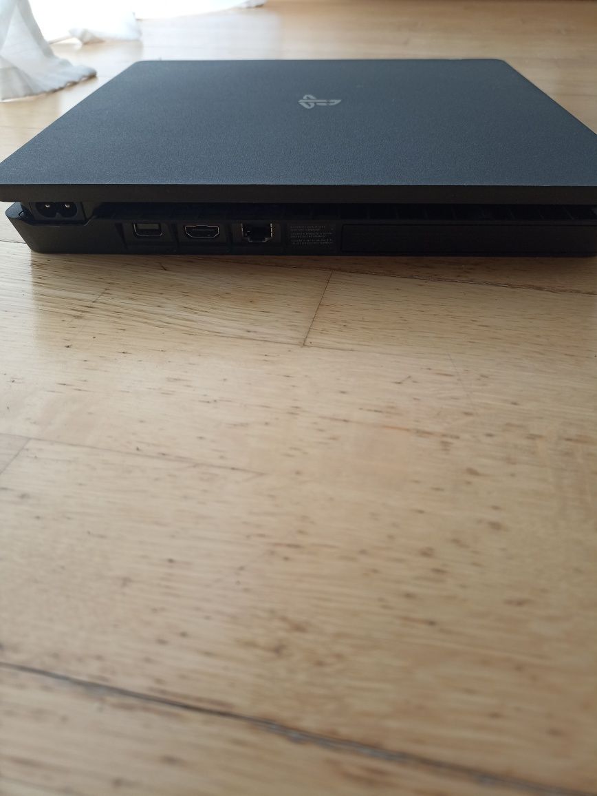 PlayStation 4 disco 1tb