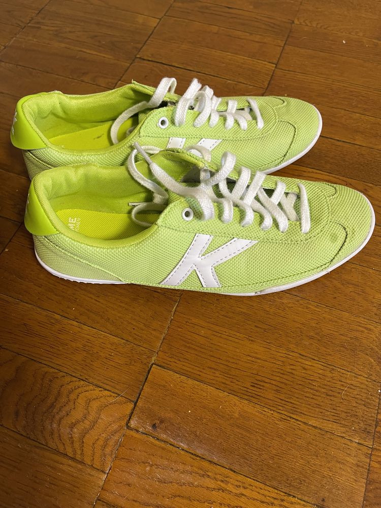 кросівки Kelme, розмір 37,5