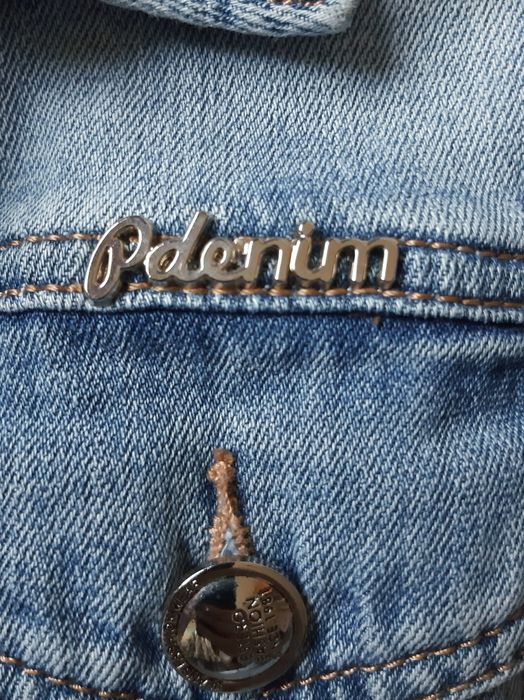 Джинсова куртка жіноча