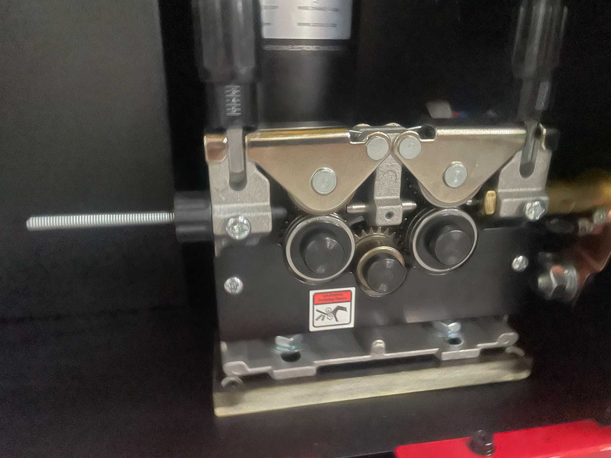 Máquina Multi Processo Red Star
