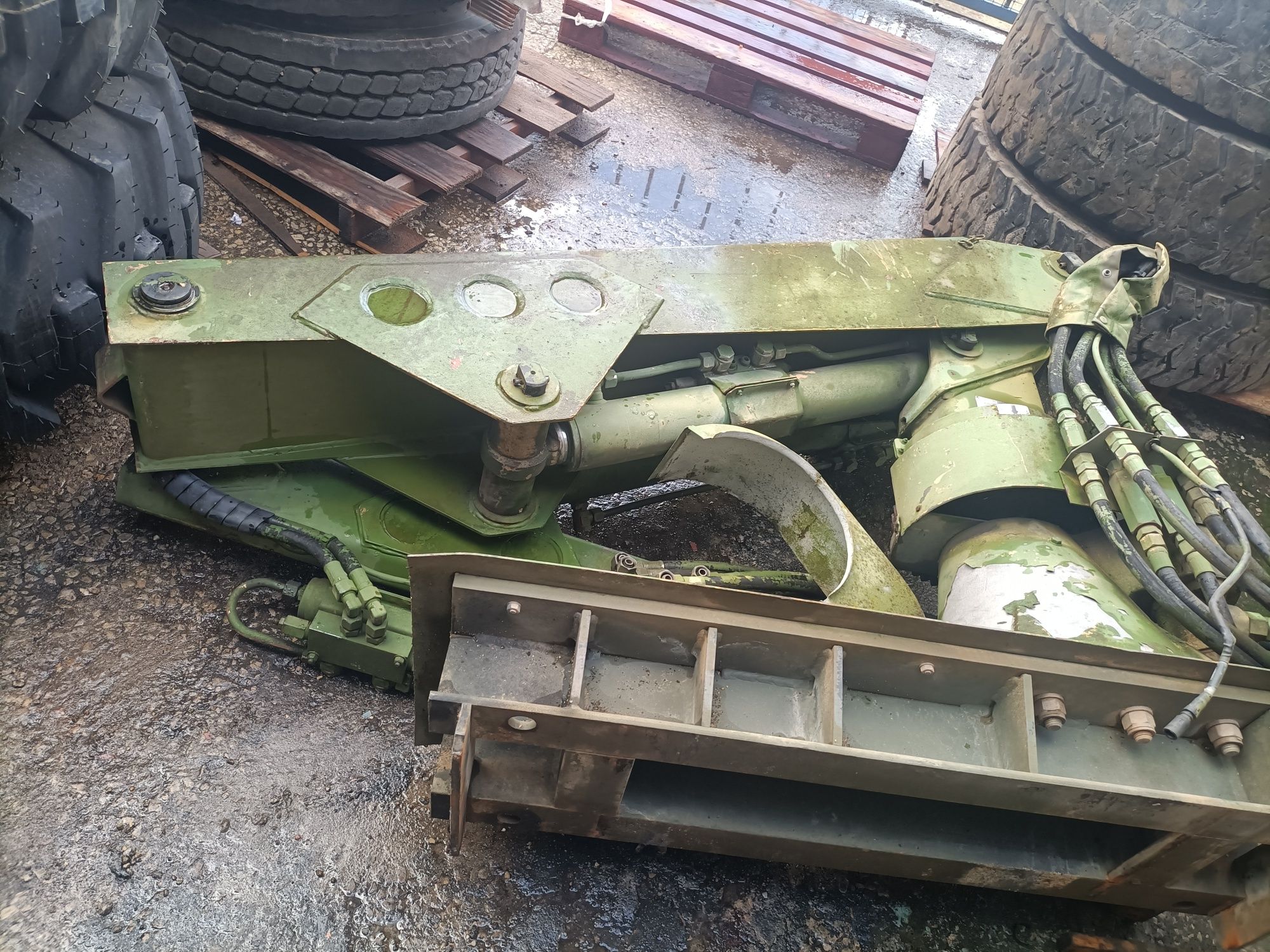 Grua Hiab de dois bracos