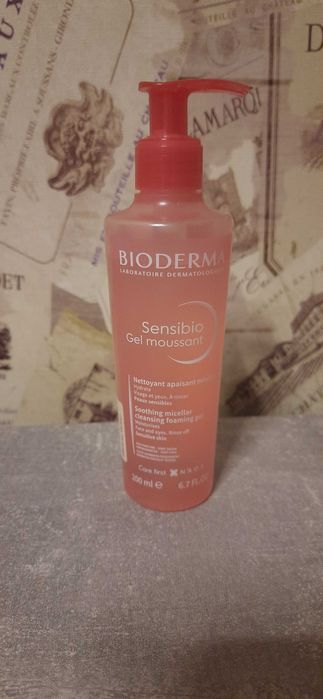 Зволожувальний міцелярний гель для обличчя та очей Biodermа